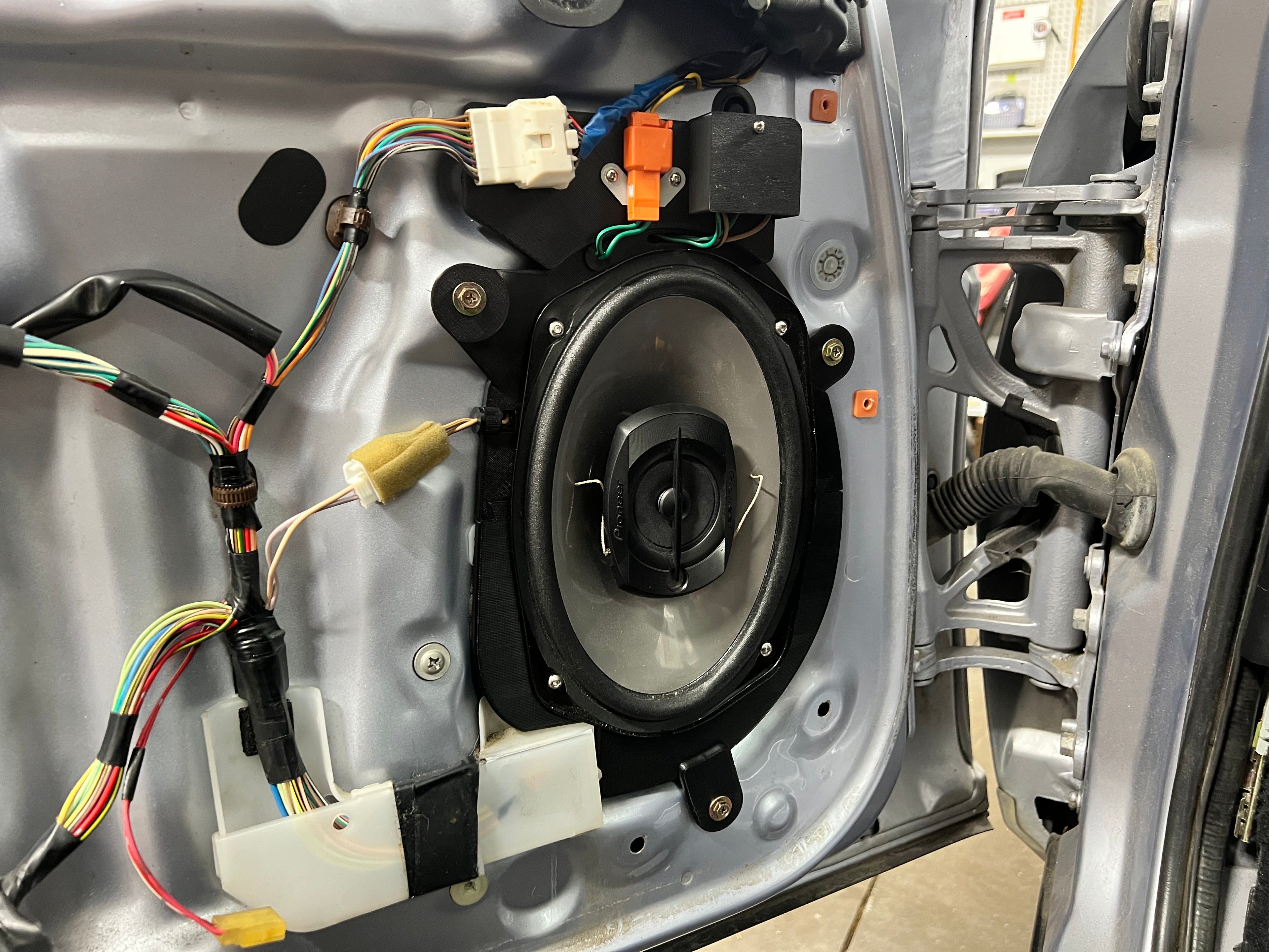 Lexus SC300/400, Toyota Soarer (JZZ30) 6x9 Front Door Speaker Mount